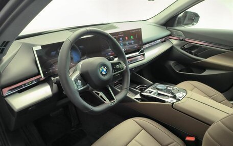 BMW 5 серия, 2025 год, 8 150 000 рублей, 16 фотография