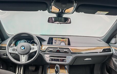 BMW 7 серия, 2016 год, 4 800 000 рублей, 15 фотография