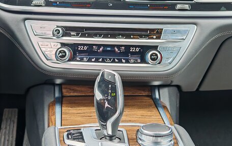 BMW 7 серия, 2016 год, 4 800 000 рублей, 18 фотография