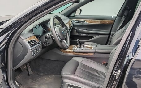 BMW 7 серия, 2016 год, 4 800 000 рублей, 12 фотография