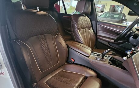 BMW 5 серия, 2019 год, 5 100 000 рублей, 24 фотография