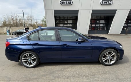 BMW 3 серия, 2018 год, 2 100 000 рублей, 2 фотография