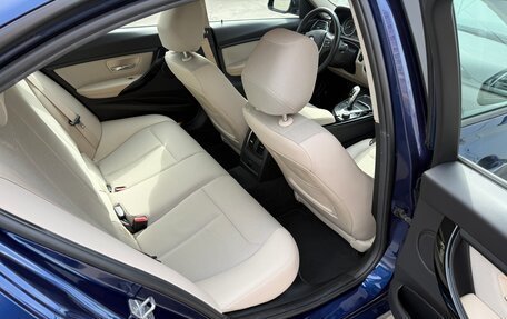 BMW 3 серия, 2018 год, 2 100 000 рублей, 11 фотография