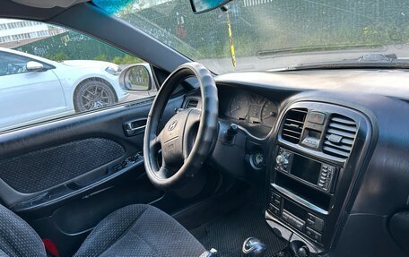 Hyundai Sonata IV рестайлинг, 2004 год, 230 000 рублей, 24 фотография