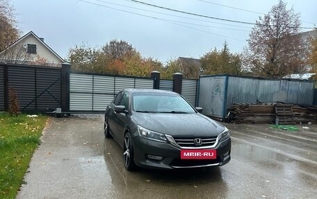 Honda Accord IX рестайлинг, 2013 год, 800 000 рублей, 8 фотография