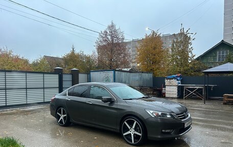 Honda Accord IX рестайлинг, 2013 год, 800 000 рублей, 11 фотография