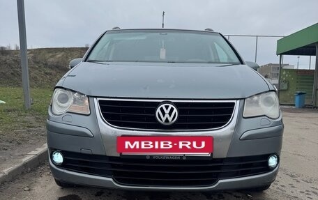 Volkswagen Touran III, 2008 год, 575 000 рублей, 5 фотография