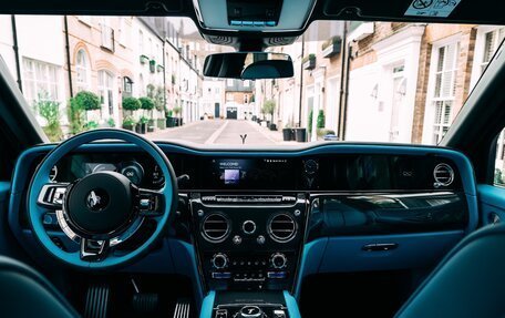 Rolls-Royce Cullinan, 2026 год, 63 900 000 рублей, 18 фотография
