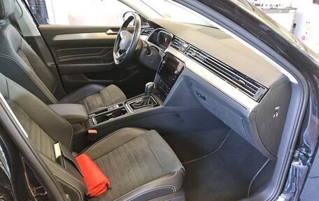 Volkswagen Passat B8 рестайлинг, 2022 год, 2 450 000 рублей, 7 фотография