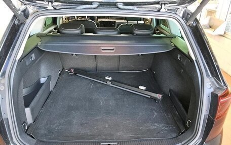 Volkswagen Passat B8 рестайлинг, 2022 год, 2 450 000 рублей, 9 фотография