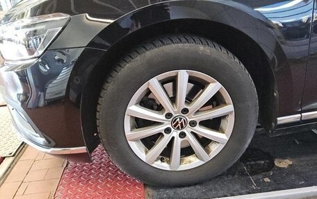 Volkswagen Passat B8 рестайлинг, 2022 год, 2 450 000 рублей, 10 фотография