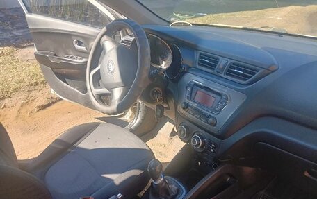 KIA Rio III рестайлинг, 2013 год, 250 000 рублей, 8 фотография