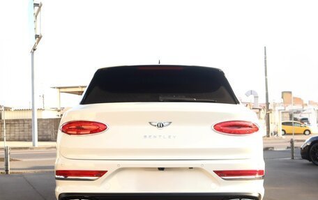 Bentley Bentayga I, 2021 год, 17 000 000 рублей, 3 фотография