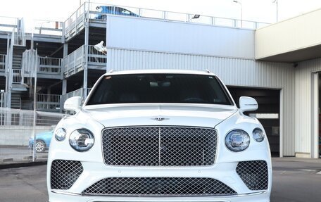 Bentley Bentayga I, 2021 год, 17 000 000 рублей, 2 фотография