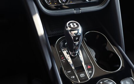 Bentley Bentayga I, 2021 год, 17 000 000 рублей, 10 фотография