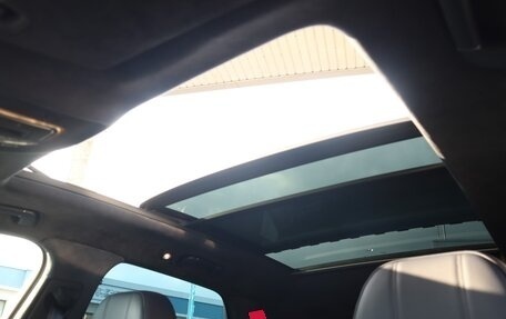 Bentley Bentayga I, 2021 год, 17 000 000 рублей, 11 фотография