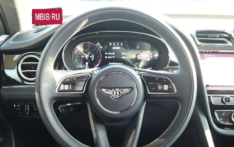 Bentley Bentayga I, 2021 год, 17 000 000 рублей, 14 фотография