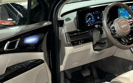 KIA Carnival, 2022 год, 3 570 000 рублей, 24 фотография