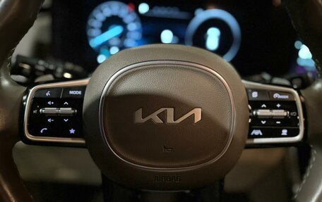 KIA Carnival, 2022 год, 3 570 000 рублей, 28 фотография