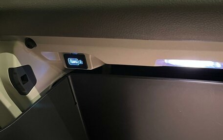 KIA Carnival, 2022 год, 3 570 000 рублей, 26 фотография