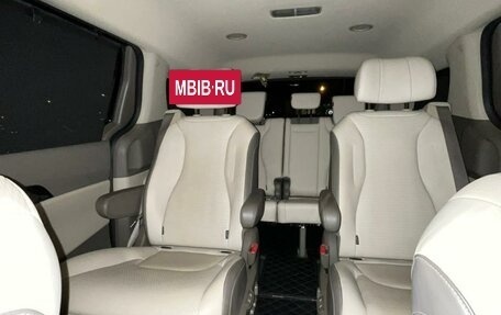 KIA Carnival, 2022 год, 3 570 000 рублей, 21 фотография