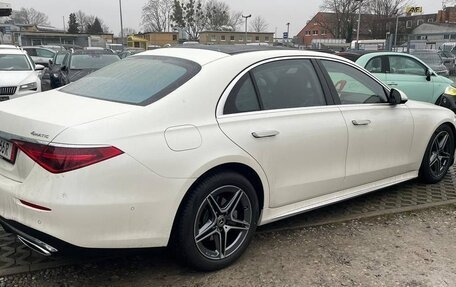 Mercedes-Benz S-Класс, 2022 год, 13 000 000 рублей, 7 фотография