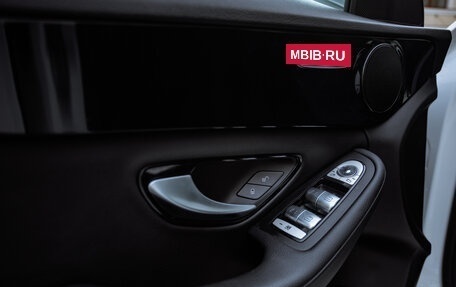 Mercedes-Benz C-Класс, 2017 год, 2 400 000 рублей, 4 фотография