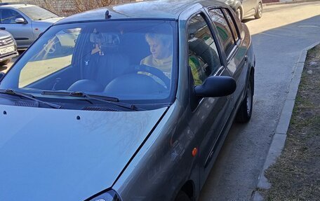 Renault Symbol I, 2003 год, 230 000 рублей, 2 фотография