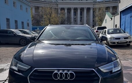 Audi A4, 2019 год, 2 000 000 рублей, 7 фотография