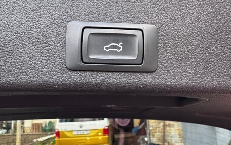 Audi A4, 2019 год, 2 000 000 рублей, 24 фотография