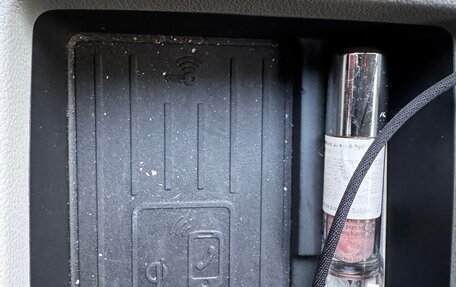 Audi A4, 2019 год, 2 000 000 рублей, 28 фотография