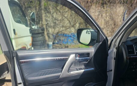 Toyota Land Cruiser 200, 2013 год, 3 300 000 рублей, 13 фотография