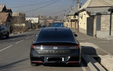 Hyundai Sonata VIII, 2024 год, 2 700 000 рублей, 3 фотография