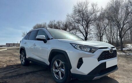 Toyota RAV4, 2022 год, 2 630 000 рублей, 11 фотография