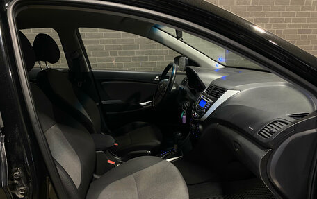 Hyundai Solaris II рестайлинг, 2013 год, 890 000 рублей, 10 фотография