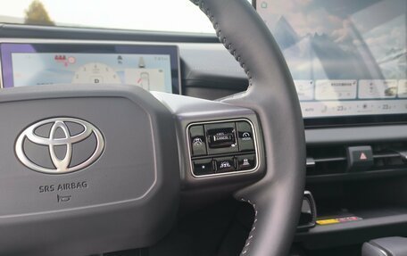 Toyota RAV4, 2026 год, 4 600 000 рублей, 32 фотография