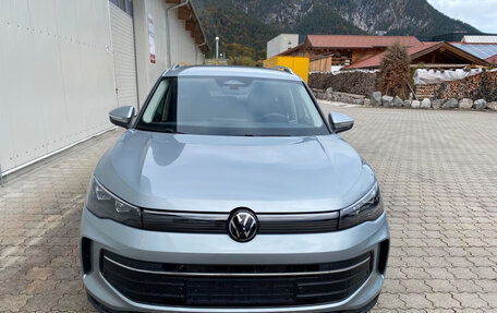 Volkswagen Tiguan, 2025 год, 4 795 866 рублей, 3 фотография