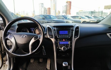 Hyundai i30 II рестайлинг, 2014 год, 849 000 рублей, 13 фотография