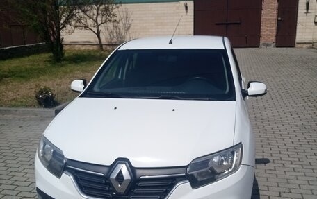 Renault Logan II, 2020 год, 650 000 рублей, 1 фотография