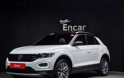 Volkswagen T-Roc I, 2021 год, 2 265 000 рублей, 1 фотография