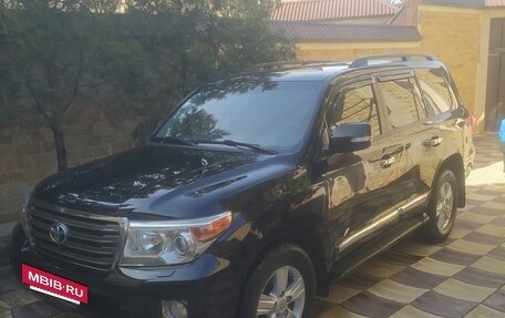 Toyota Land Cruiser 200, 2012 год, 3 800 000 рублей, 2 фотография