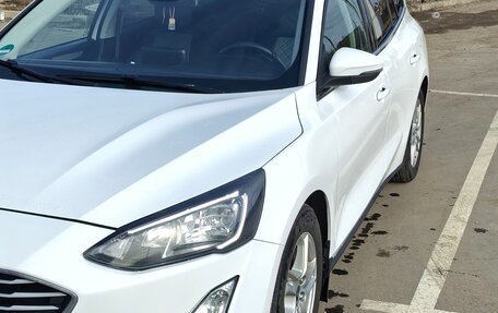 Ford Focus IV, 2020 год, 1 350 000 рублей, 2 фотография