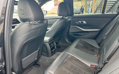 BMW 3 серия, 2021 год, 5 600 000 рублей, 16 фотография