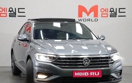 Volkswagen Jetta VII, 2020 год, 1 680 000 рублей, 2 фотография