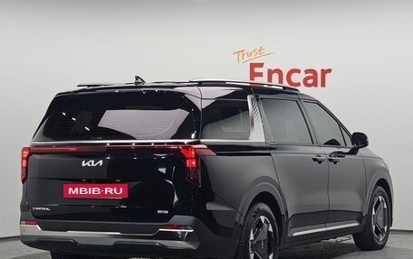 KIA Carnival, 2024 год, 4 150 000 рублей, 2 фотография