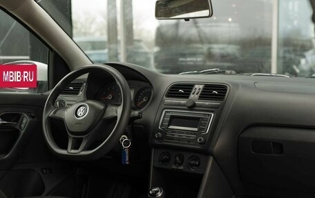 Volkswagen Polo VI (EU Market), 2016 год, 835 000 рублей, 10 фотография