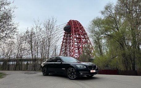 BMW 7 серия, 2013 год, 2 850 000 рублей, 2 фотография