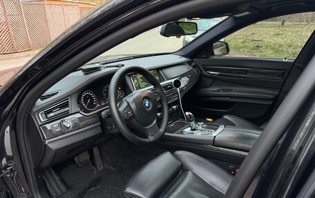 BMW 7 серия, 2013 год, 2 850 000 рублей, 20 фотография