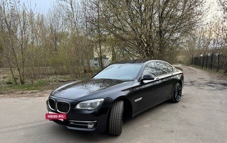 BMW 7 серия, 2013 год, 2 850 000 рублей, 10 фотография