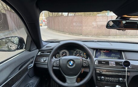 BMW 7 серия, 2013 год, 2 850 000 рублей, 29 фотография